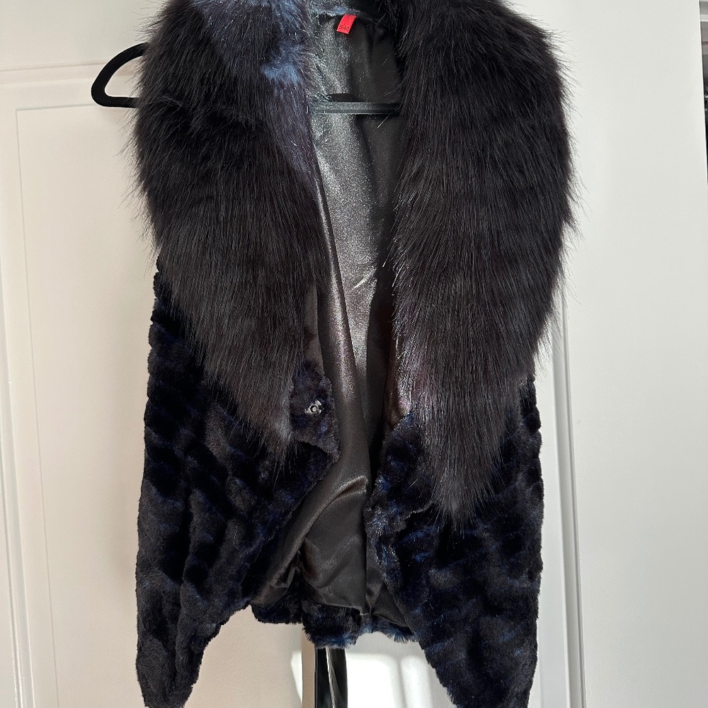 5/48 Faux Fur Vest